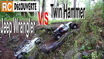 Axial Jeep Wrangler Scx10 VS Vaterra Twin Hammer sur Rochers Boue Racines Pluie Battante Gorges France