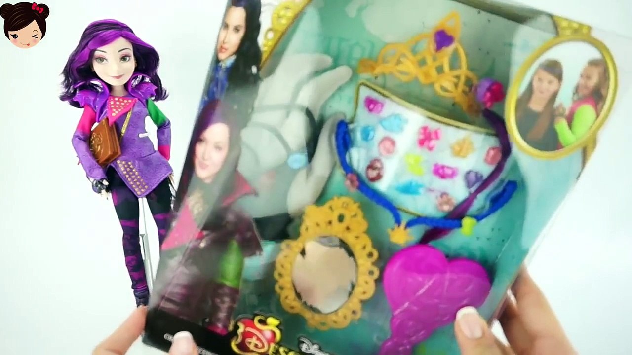 Huevo Sorpresa Gigante de Los Descendientes en Español de Plastilina Play Doh