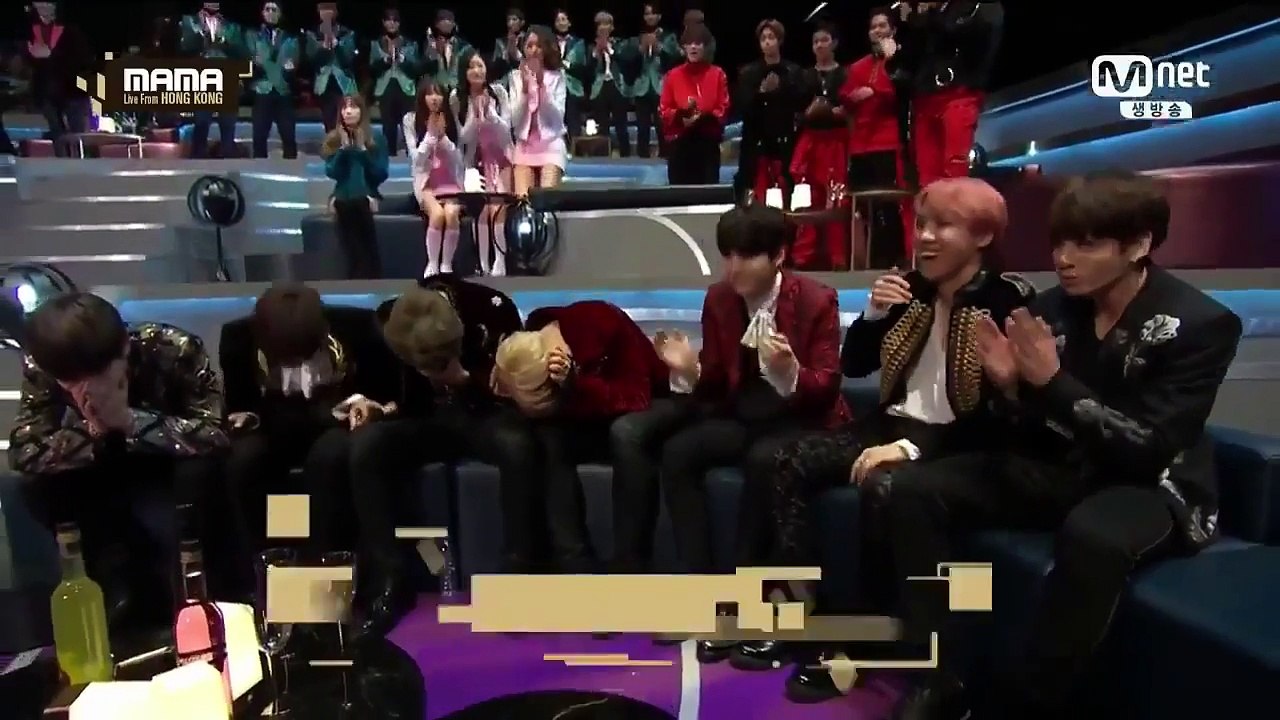 방탄소년단 (BTS) Artist Of The Year Award MAMA 2016 (Congrats BTS!!)