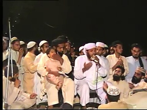 Very Emotional Urdu Naat Sharif 2016 Will Make You Cry | Meri Maa Pyari Maa (Must Listen) ماں کی شان