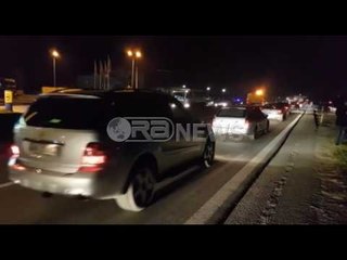 Ora News – Aksidentohet për vdekje këmbësori, makinat e tjera e gjymtojnë