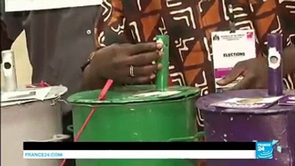 COMMENT VOTER EN GAMBIE: mode opératoire avec des billes