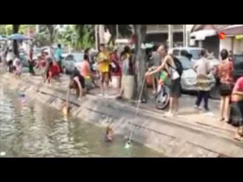 Burmese Thingyan in Chaing Mai