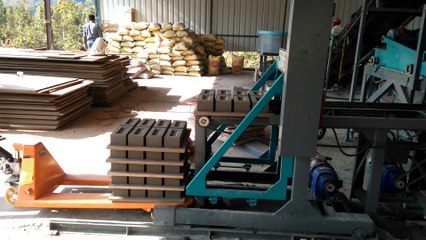 Brick Making Machine With Stacker