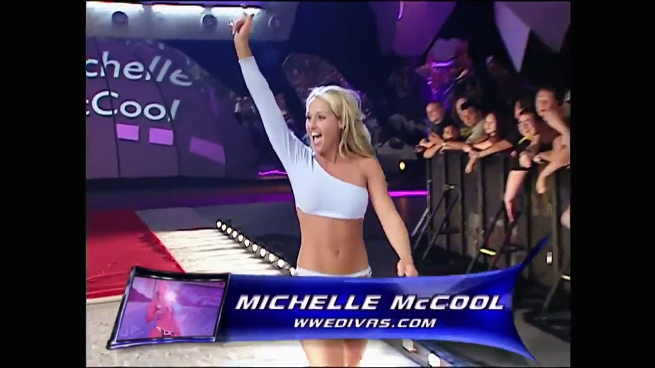 WWE SMACKDOWN 2005 Melina vs Michelle McCool ( Melina debut match)