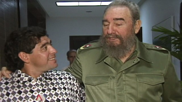 Maradona se siente cubano al llegar a Cuba para funeral de Fidel