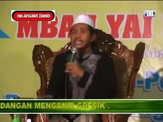 Pengajian KH ANWAR ZAHID Terlucu - Manusia Tempatnya Salah dan Lupa Upld Desember 2016