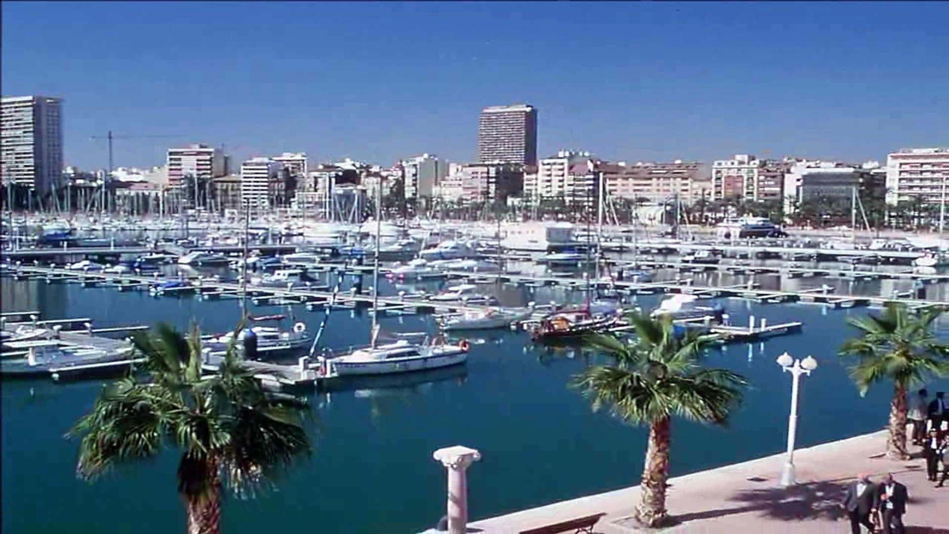 SPAIN TRAVEL GUIDE 2016