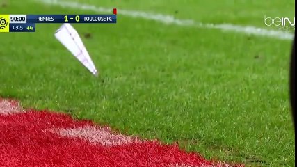 2 Entraineurs, 2 Objets, 2 Réactions différentes