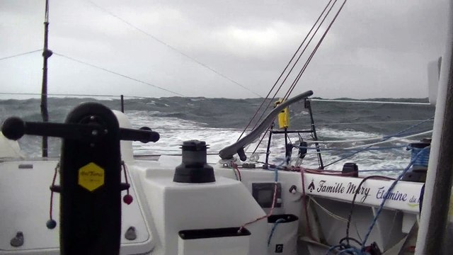 J28 : Romain Attanasio en plein front / Vendée Globe