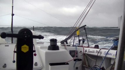 J28 : Romain Attanasio en plein front / Vendée Globe