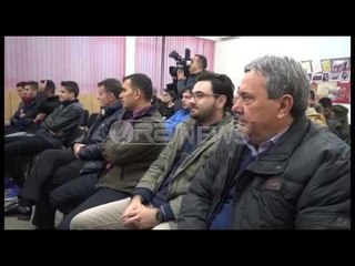 Ora News - “Presidenti nga populli” e kërkojnë dhjetë deputetë