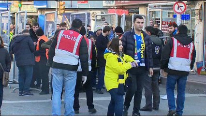 F.Bahçeli taraftarlar stada gelmeye başladılar
