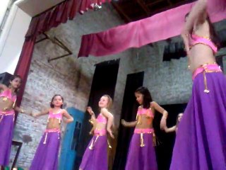 Presentacion Danza Arabe teatro Cosmopolitan 6_10_2013 video 1