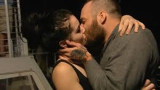 Paige Top 5 Kiss in History of WWE