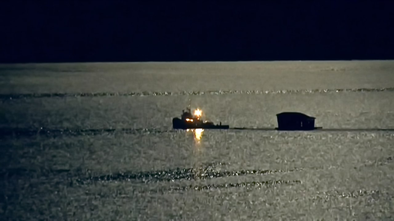 Дома на воде 1 серия (2016)