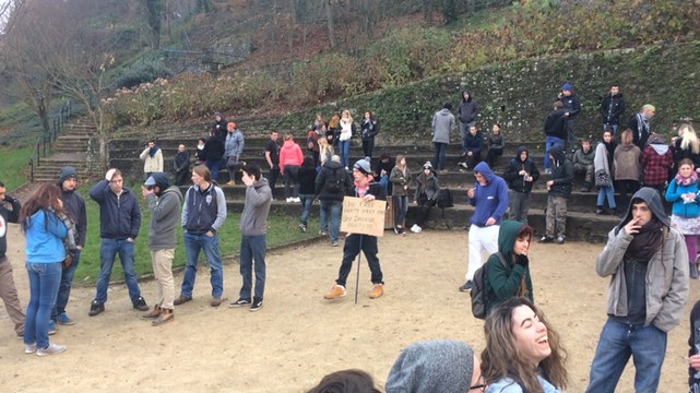 500 teufeurs manifestent pour les rave-parties