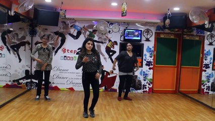 Dance Basanti | Ungli Dance Performance by Step2Step Dance Studio