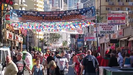 Benidorm Fiestas - Fancy Dress Party Daytime Video #2