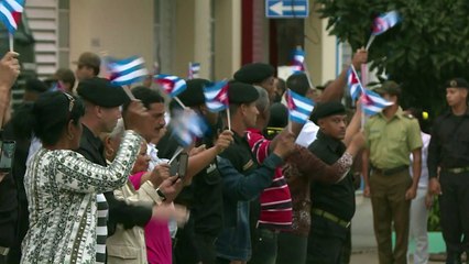 Cinzas de Castro seguem peregrinação por Cuba