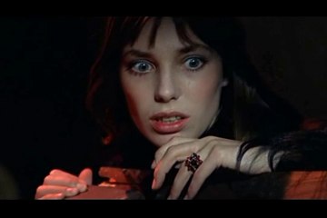 Seven Deaths in the Cats Eyes (1973)