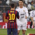 Lionel Messi skill vs Cristiano Ronaldo El Clasico 3-12-2016 HD