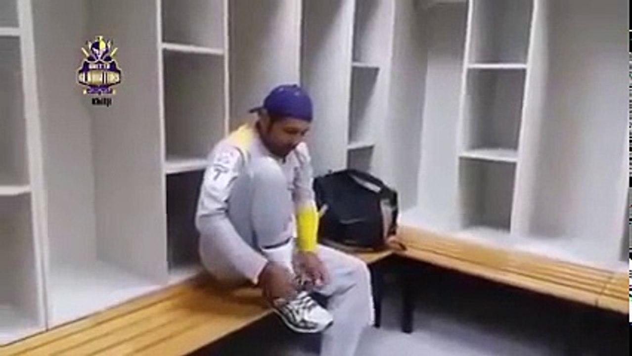 Naat in the beautiful voice of Sarfaraz Ahmed pakistan crickter 2016 best naat