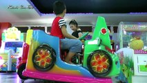 Dương chơi các trò chơi tại trung tâm giải trí cho trẻ em, Kênh Em Bé ♥