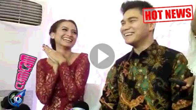 Dilamar Teman Kuliah, Begini Kisah Cinta Acha dan Vicky - Cumicam 04 Desember 2016