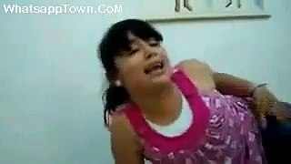Funny-Girl-crying-during-Injection