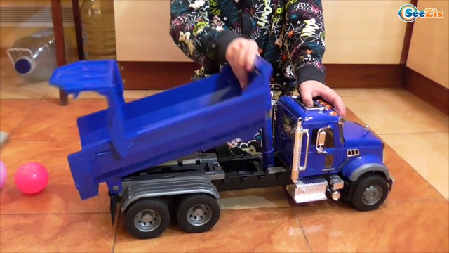 BRUDER CARS Bad Baby Игорек и Богдан Играют Машинками БРУДЕР Видео для детей ВРЕДНЫЕ ДЕТКИ