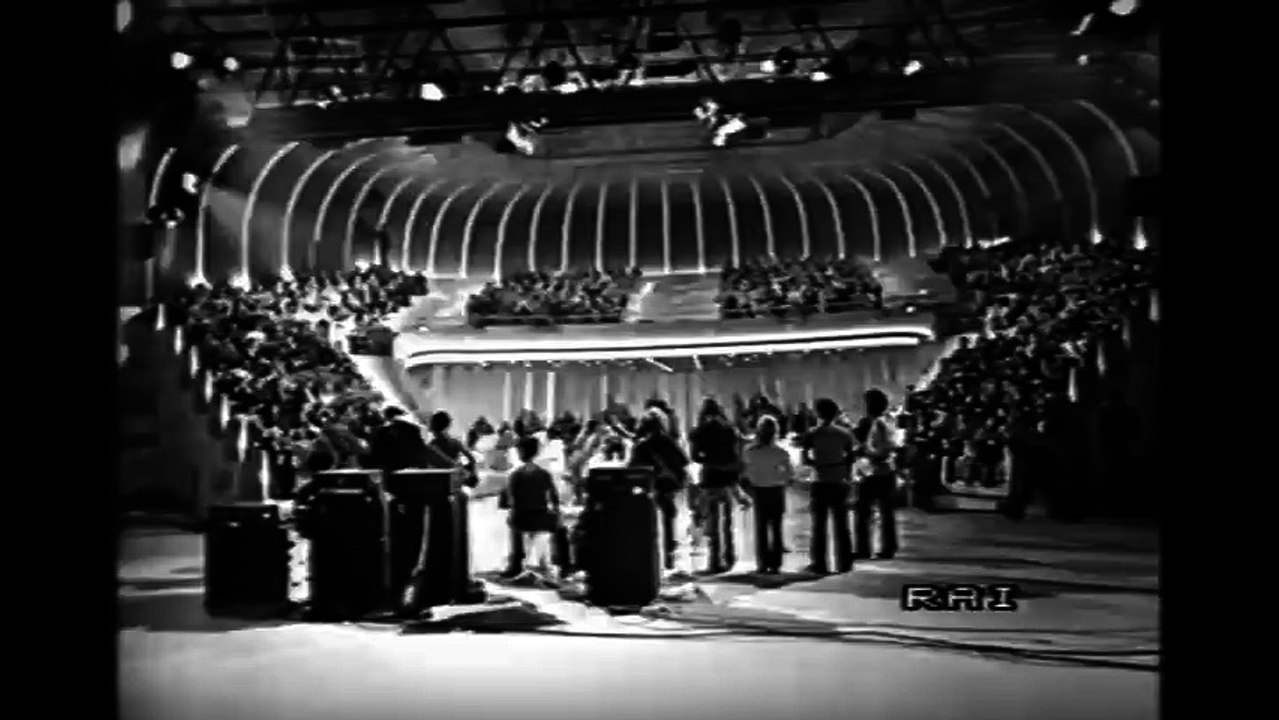 TINA TURNER Proud Mary