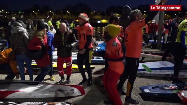 Nautic. 600 riders au SUP Paris Crossing