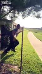 Il découvre que sa soeur est battue par son copain... regardez ce qu'il va faire