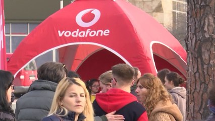 Report TV - Vrapojmë së bashku!Bashkohu edhe ti, në ndihmë të fëmijëve në nevojë!
