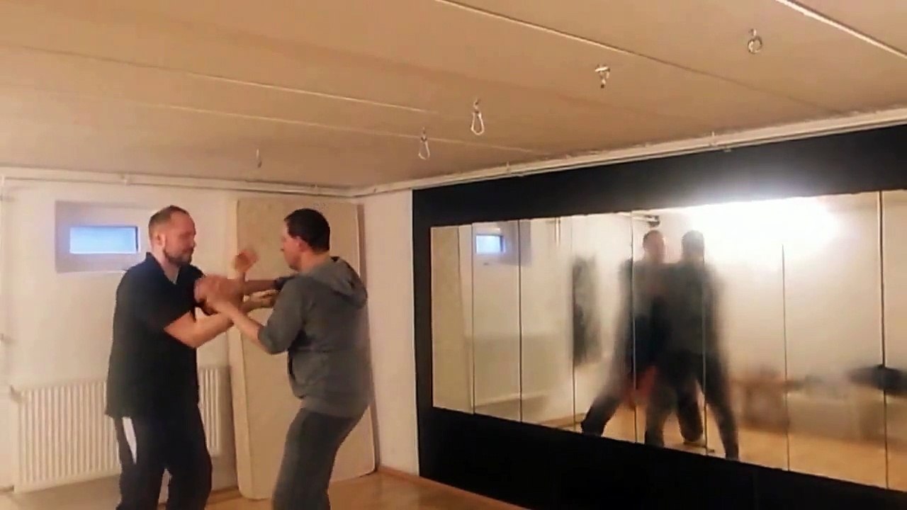 Chi Sau Lap Sau Kai und Dirk