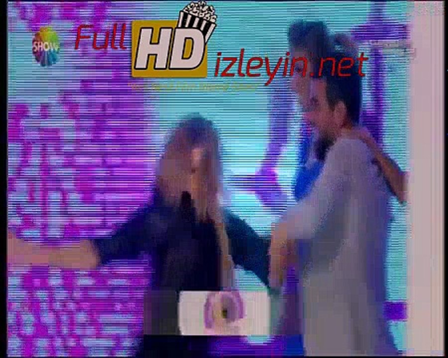 Bugün Ne Giysem Kamera Arkası Çekim Hataları Çok Komik İzleyin  ) | www.fullhdizleyin.net