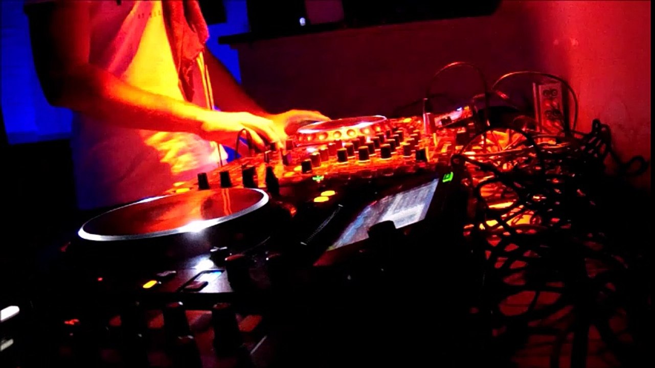 christophgaschi Live Set Esquire Club 2016