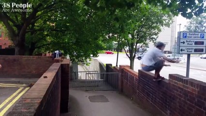 BEST PARKOUR & FREERUNNING 2016   PEOPLE ARE AWESOME (2)