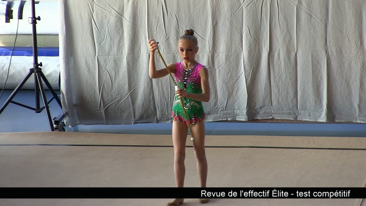 20161204-THIAIS-KARBANOV-Helene-massues