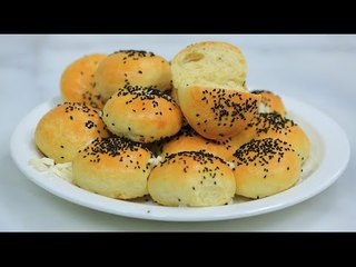 خبز بالجبنة الموتزاريلا | نجلاء الشرشابي