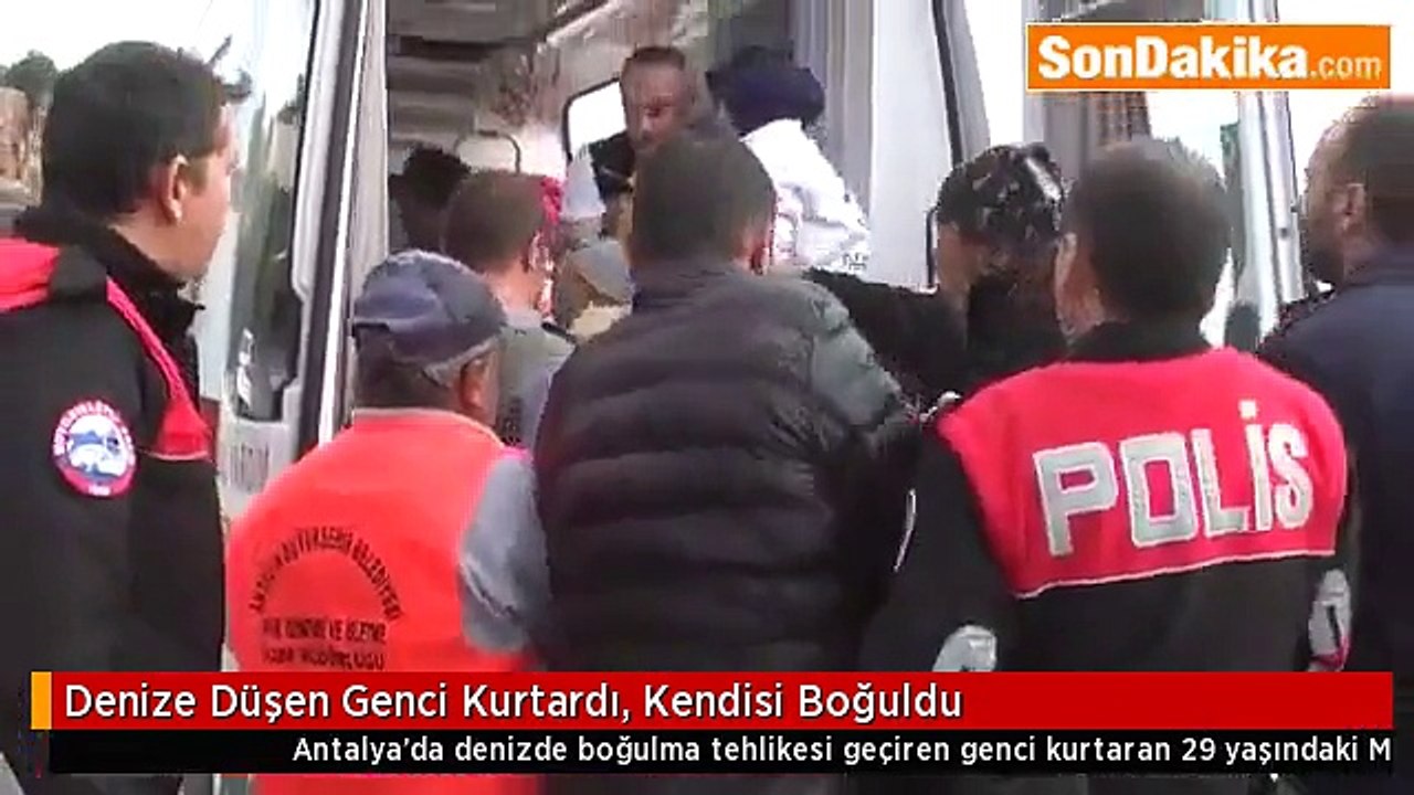 Denize Düşen Genci Kurtardı, Kendisi Boğuldu