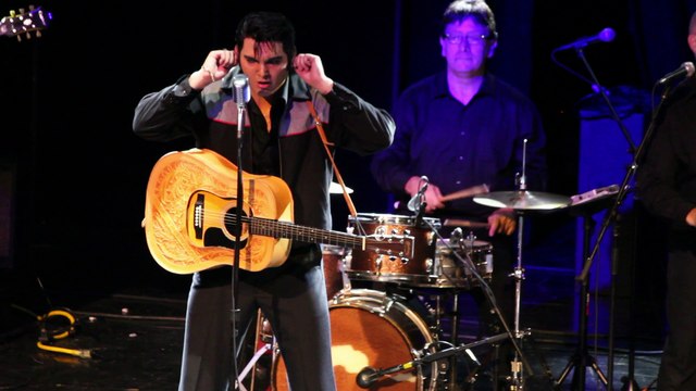 Cody Slaughter sings 'Lawdy Miss Clawdy' Elvis Week 2016 Elvis 56