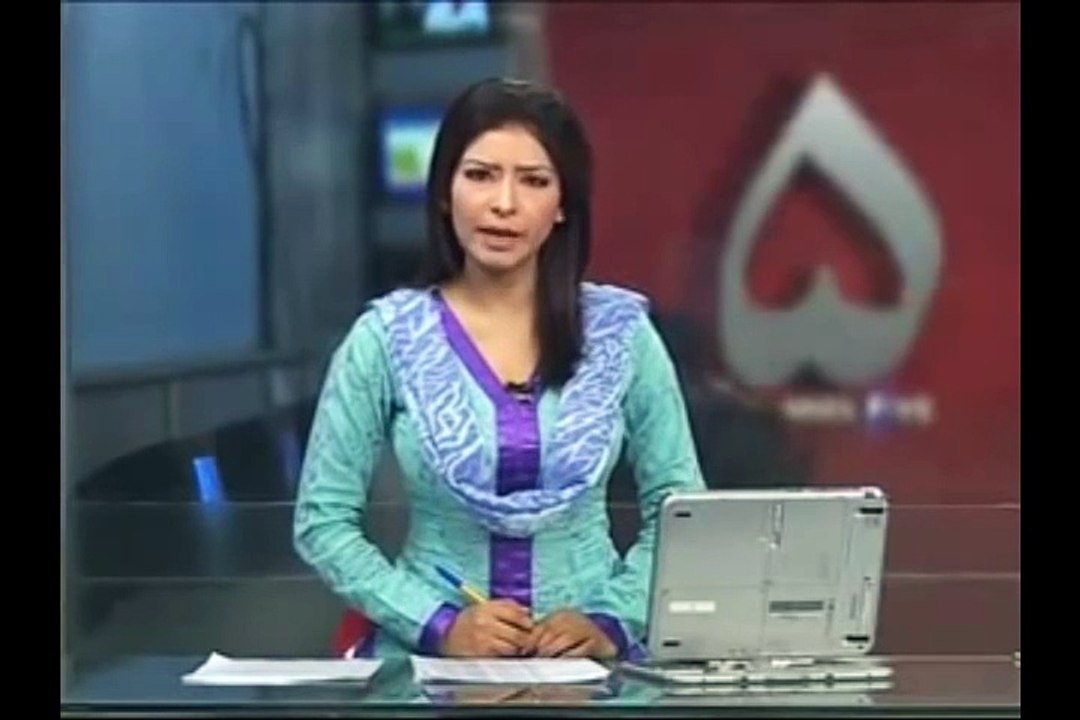 جسم کے ابھار نمایا ھو گئے Hina Izhar