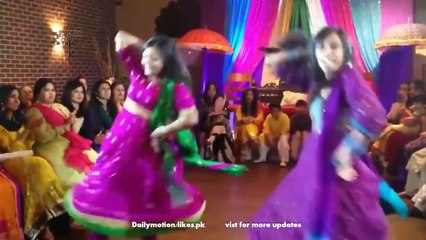 دلہن نے خود ڈانس شروع کر دیا Video Dailymotion
