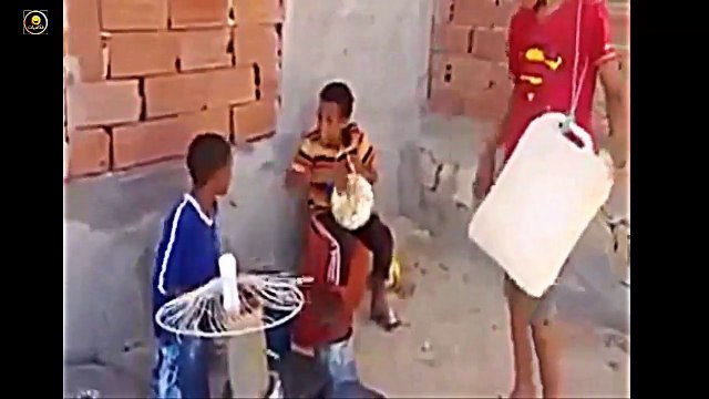 من بين أسباب جنون الناس من الضحك هذا الفيديوا __ fokaha 2017 maroc 2016 comedie humour dahk HD