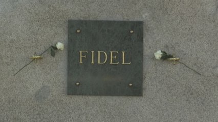 Ya sin Fidel, Cuba vuelve a la "resolvedera" en la vida cotidiana