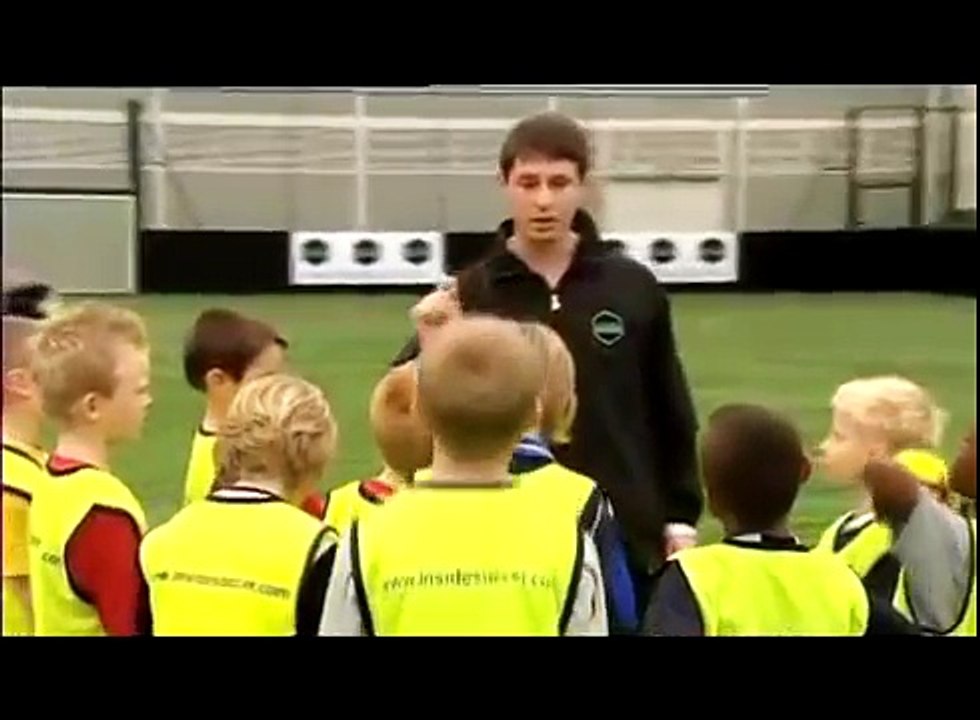 30 juegos y ejercicios de fútbol para tus sesiones con niños de 8-9 años parte 1/5