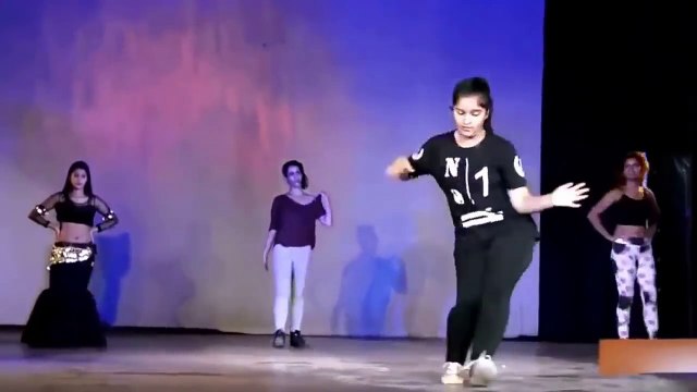 Hot Indian college girls dancing video new 2016 - Wonderful Dance Performance