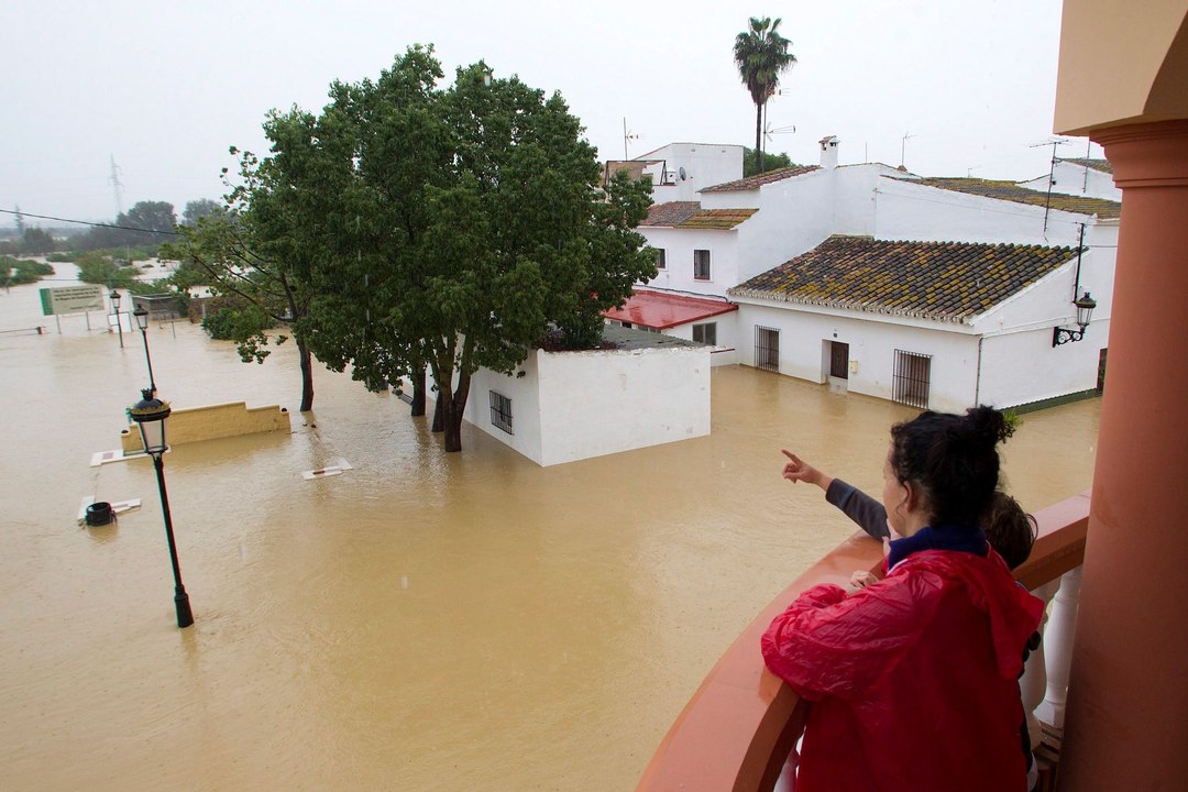 Espagne: la ville de Malaga sous l'eau après des pluies torrentielles